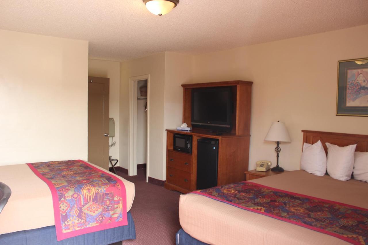 Dixie Palm Motel セントジョージ エクステリア 写真