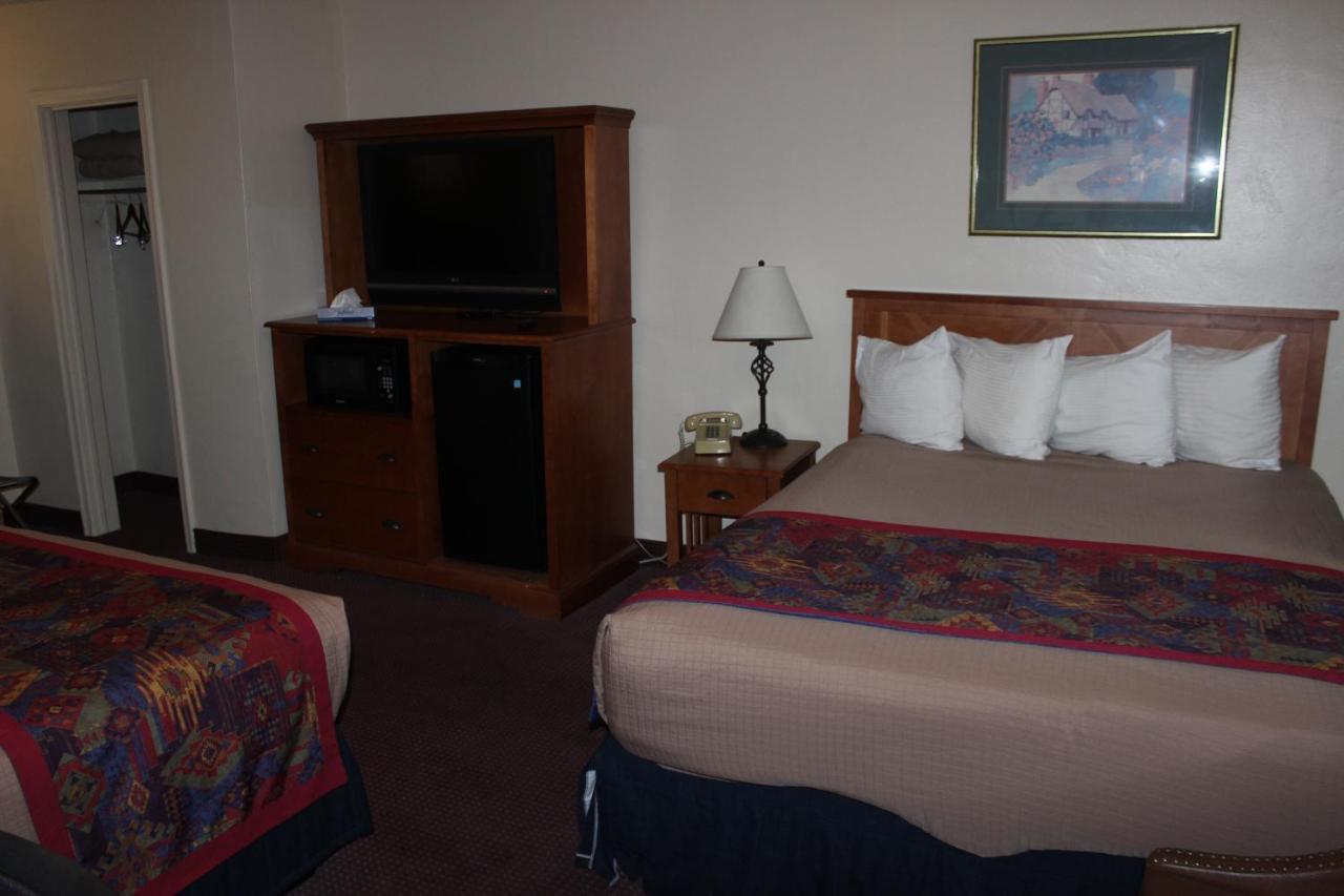 Dixie Palm Motel セントジョージ エクステリア 写真